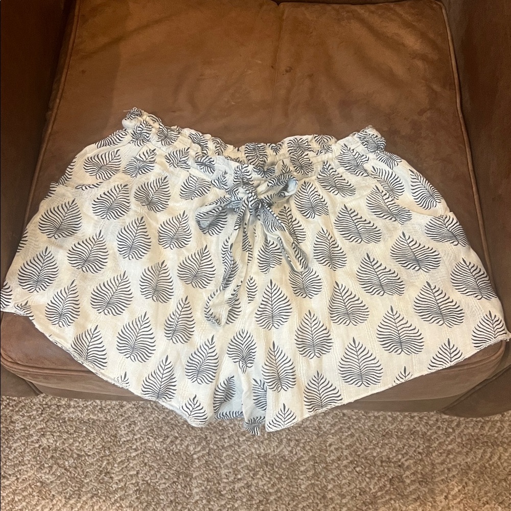 Elan Blue and White Patterned Shorts